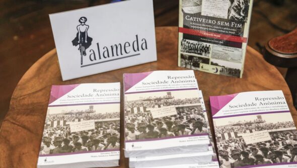 Livro conta como montadoras ajudaram a manter ditadura no Brasil