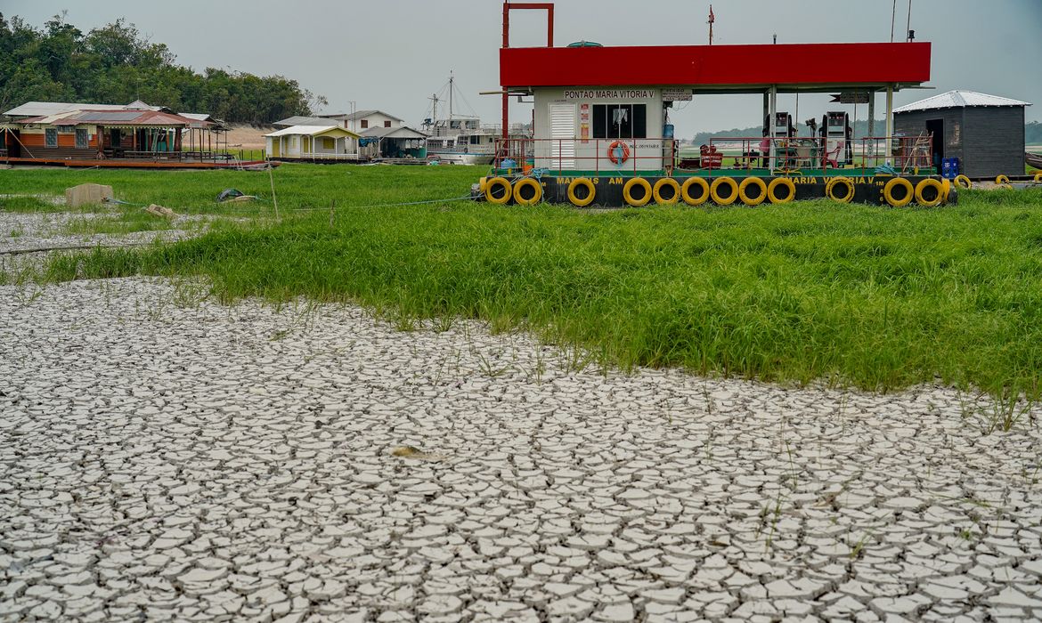 OAB Barro Preto - Campanha arrecada alimentos para afetados por seca no Amazonas