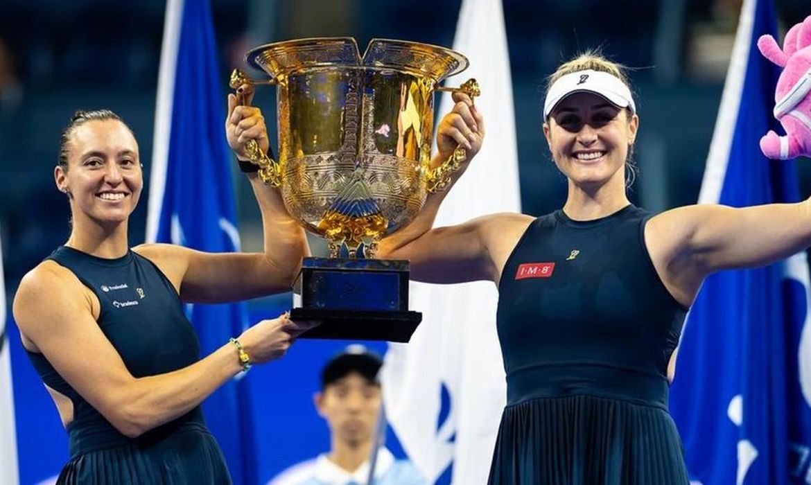 OAB Barro Preto - Dupla de Stefani fatura WTA 1000 de Pequim, o 5º título na temporada