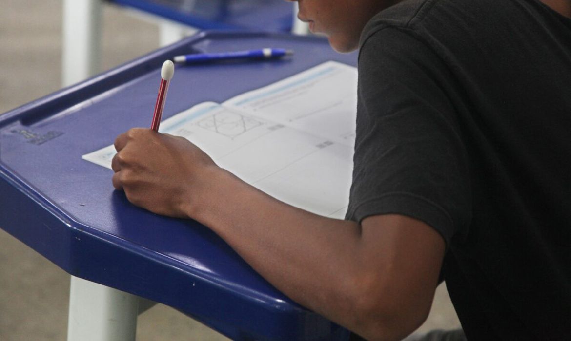 OAB Barro Preto - Alunos e professores participam hoje de Olimpíada de Matemática